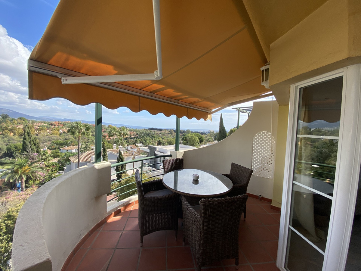 Appartement te koop in Nueva Andalucía | 2 slaapkamers H5333551