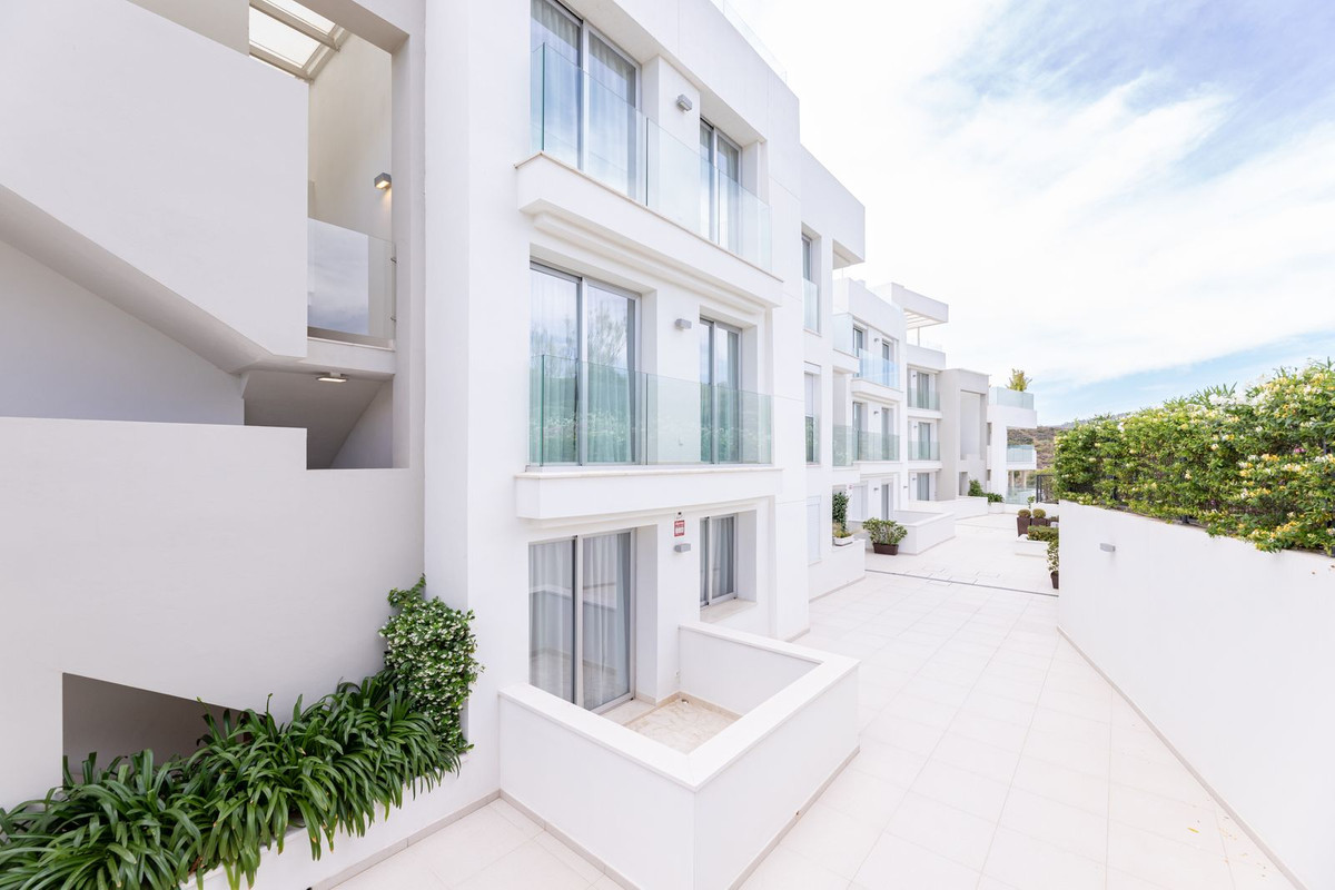 Appartement te koop in Nueva Andalucía | 2 slaapkamers H5335504