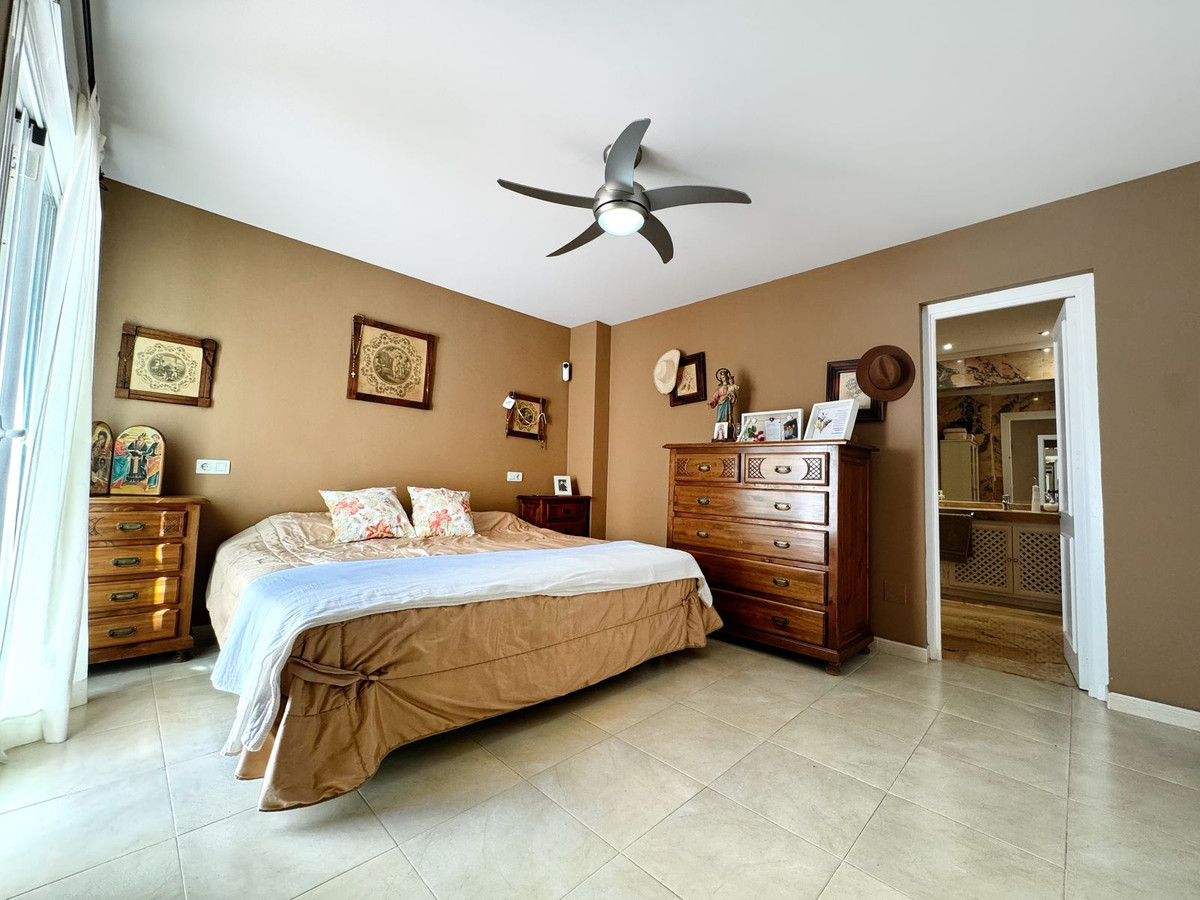 Appartement te koop in Nueva Andalucía | 3 slaapkamers H5335534