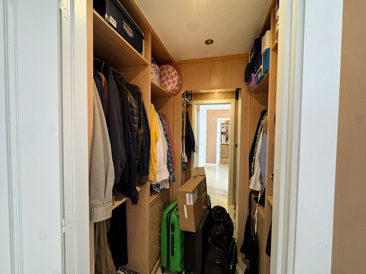 Appartement te koop in Nueva Andalucía | 3 slaapkamers H5335534