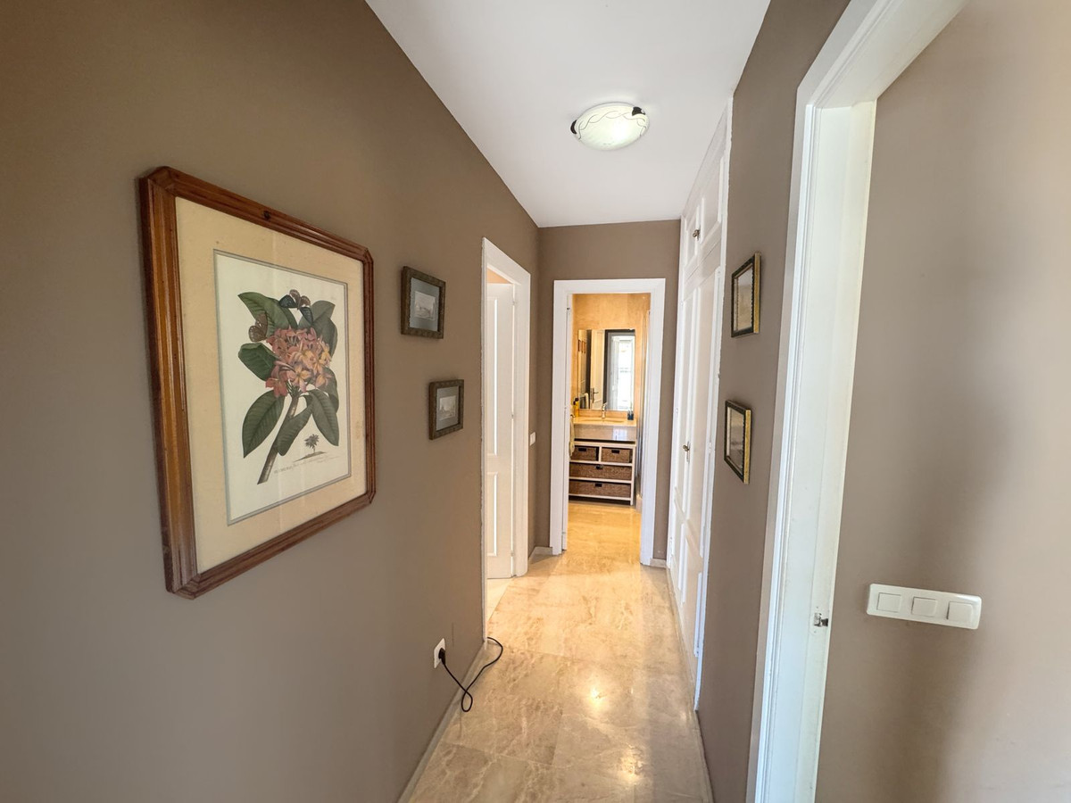 Appartement te koop in Nueva Andalucía | 3 slaapkamers H5335534