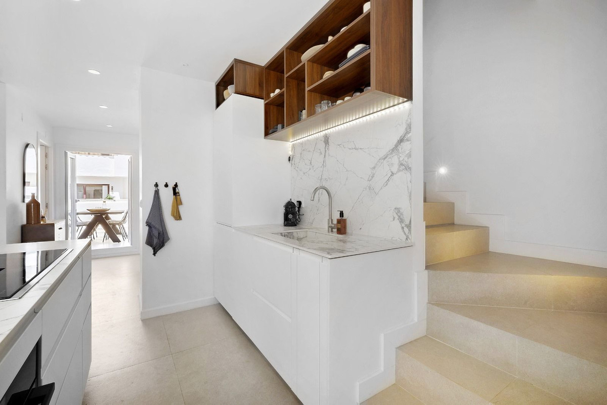 Appartement te koop in Nueva Andalucía | 3 slaapkamers H5336491