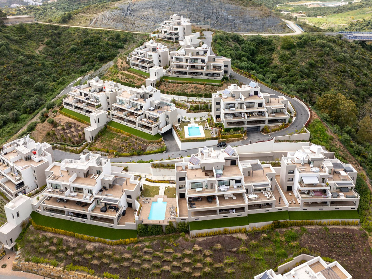 Appartement te koop in Nueva Andalucía | 2 slaapkamers H5340961