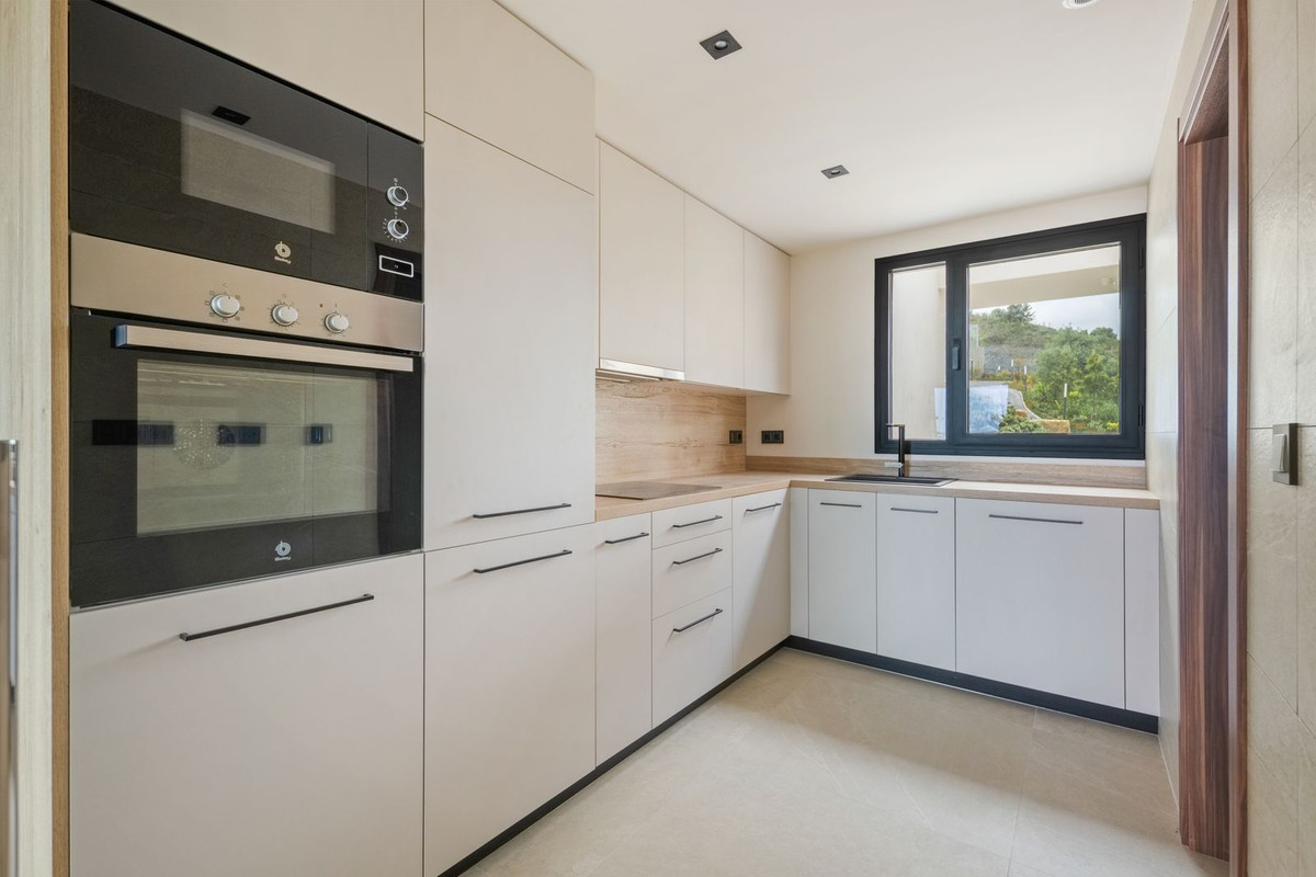 Appartement te koop in Nueva Andalucía | 2 slaapkamers H5340961