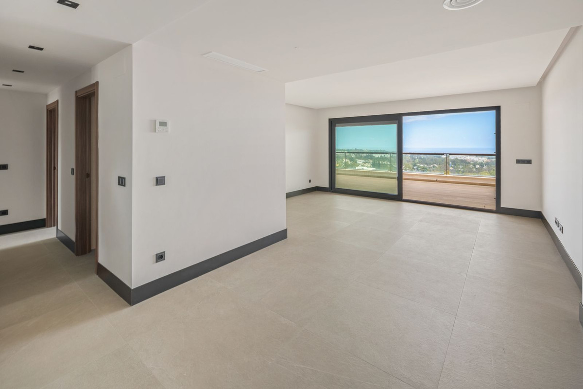 Appartement te koop in Nueva Andalucía | 2 slaapkamers H5340961