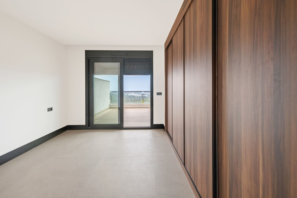 Appartement te koop in Nueva Andalucía | 2 slaapkamers H5340961