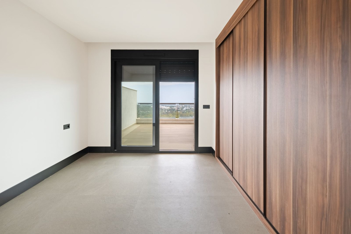 Appartement te koop in Nueva Andalucía | 2 slaapkamers H5340961