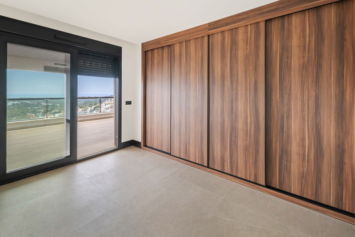 Appartement te koop in Nueva Andalucía | 2 slaapkamers H5340961