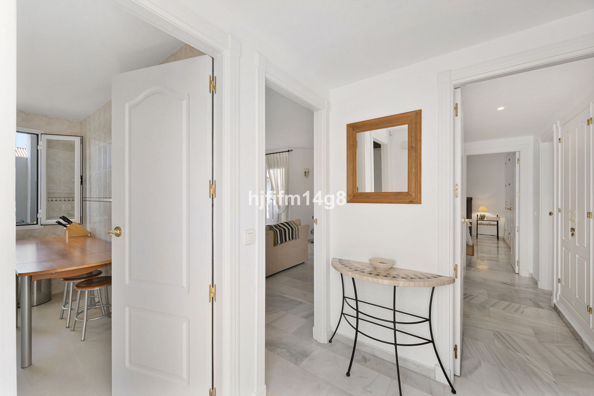 Appartement te koop in Nueva Andalucía | 1 slaapkamers H5343694