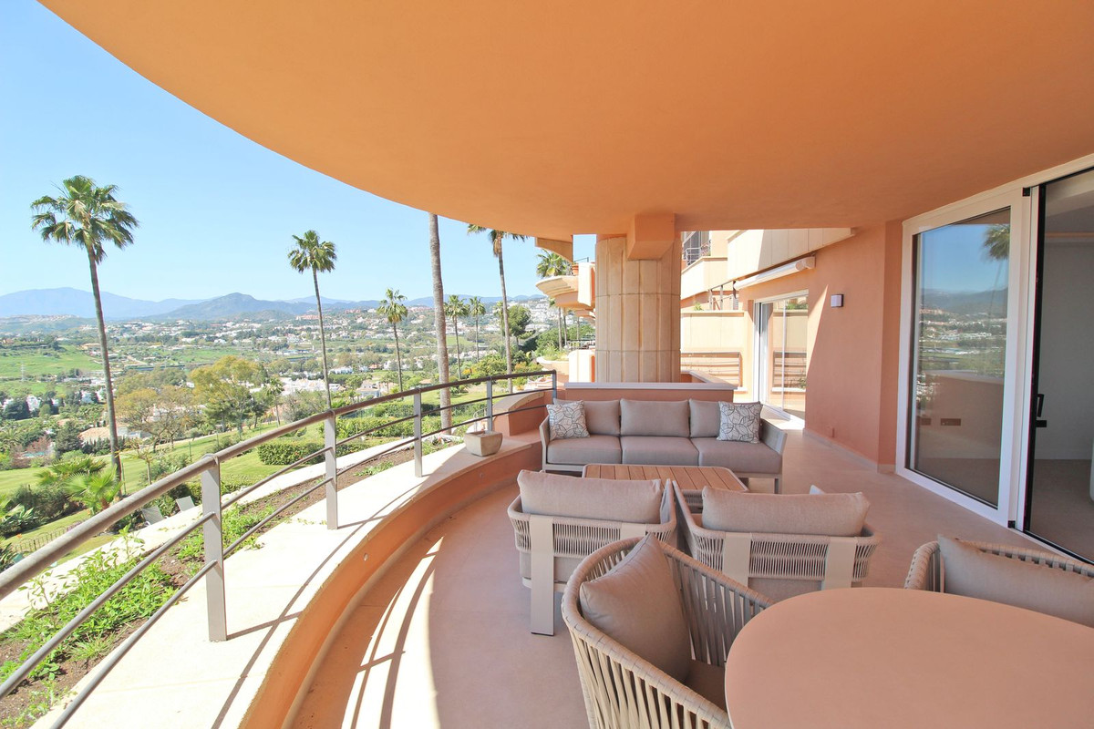 Appartement te koop in Nueva Andalucía | 3 slaapkamers H5344027