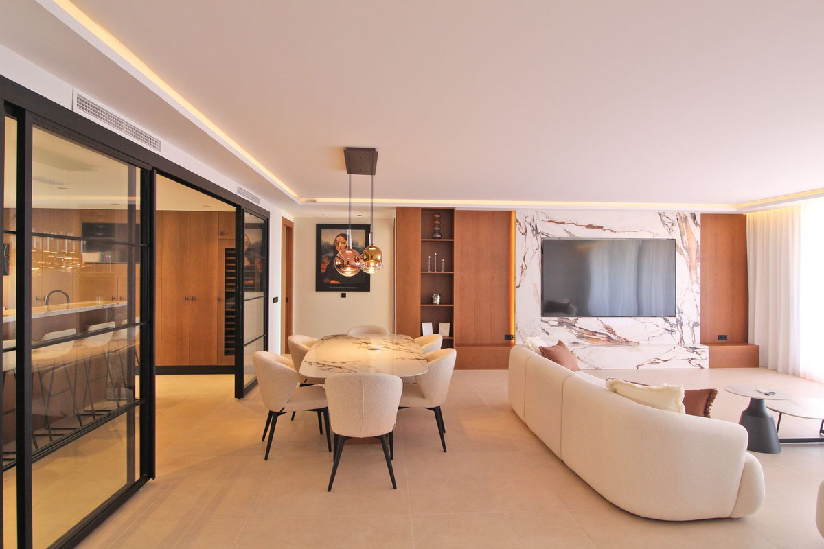 Appartement te koop in Nueva Andalucía | 3 slaapkamers H5344027