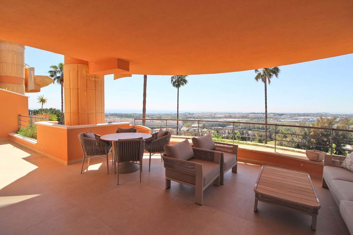 Appartement te koop in Nueva Andalucía | 3 slaapkamers H5344027