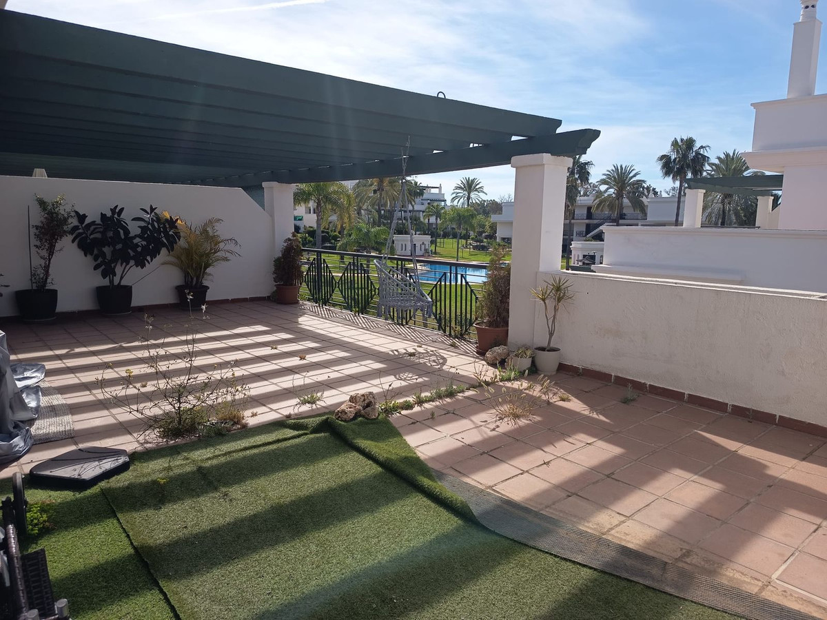 Appartement te koop in Nueva Andalucía | 2 slaapkamers H5345995