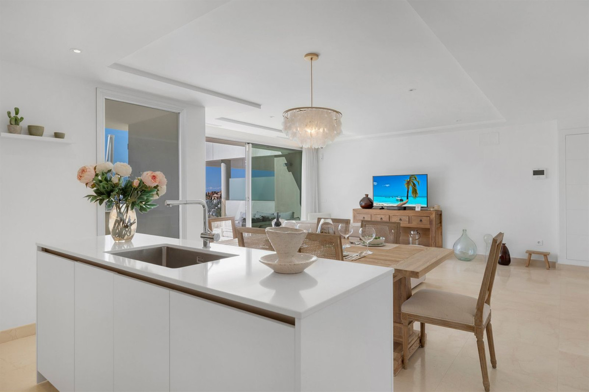 Appartement te koop in Nueva Andalucía | 2 slaapkamers H5346109