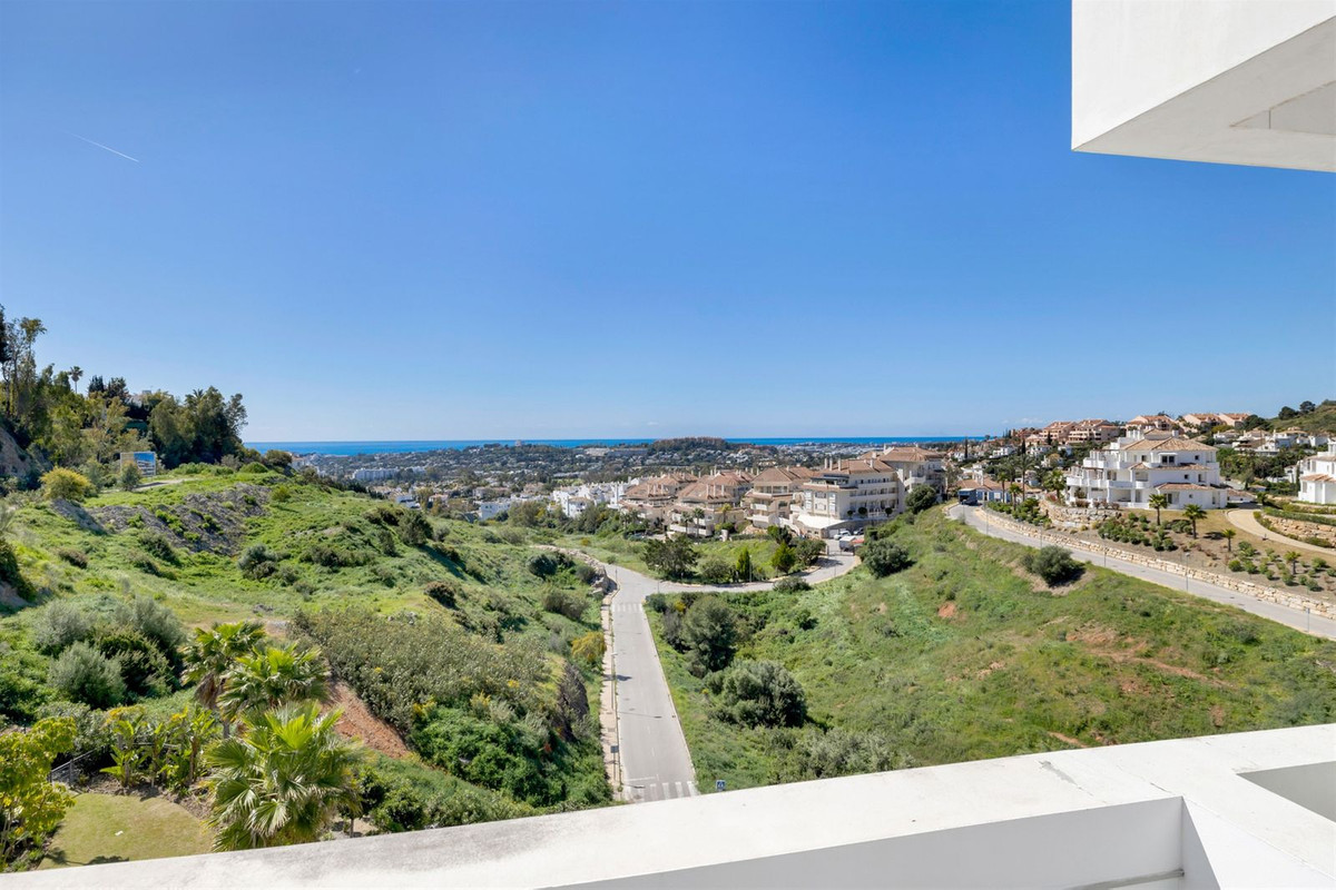 Appartement te koop in Nueva Andalucía | 2 slaapkamers H5346109