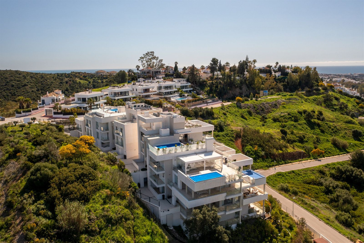 Appartement te koop in Nueva Andalucía | 2 slaapkamers H5346109