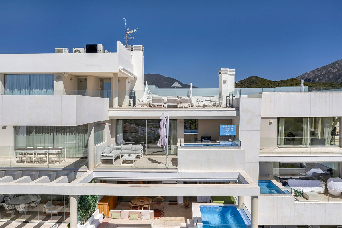 Appartement te koop in Nueva Andalucía | 2 slaapkamers H5346109