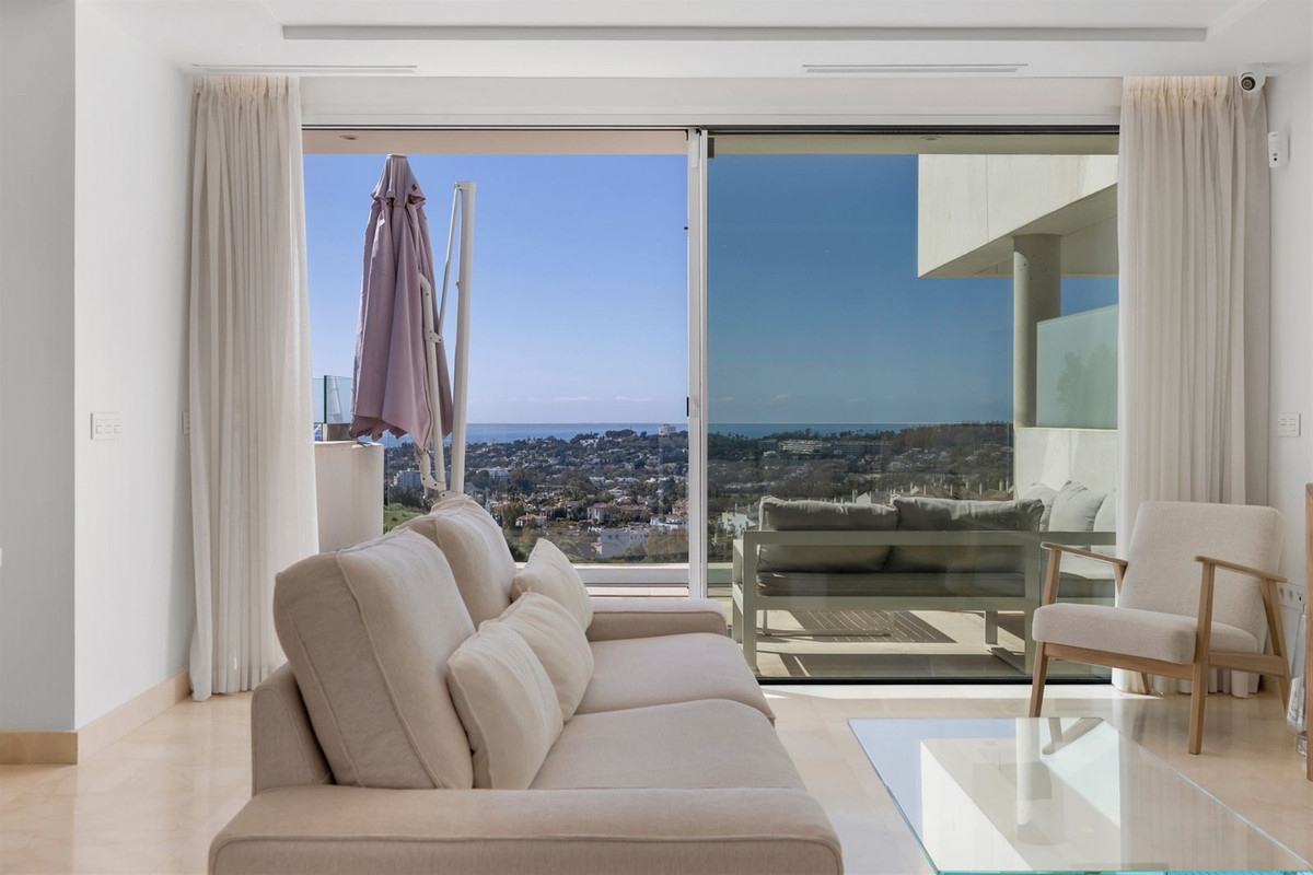 Appartement te koop in Nueva Andalucía | 2 slaapkamers H5346109