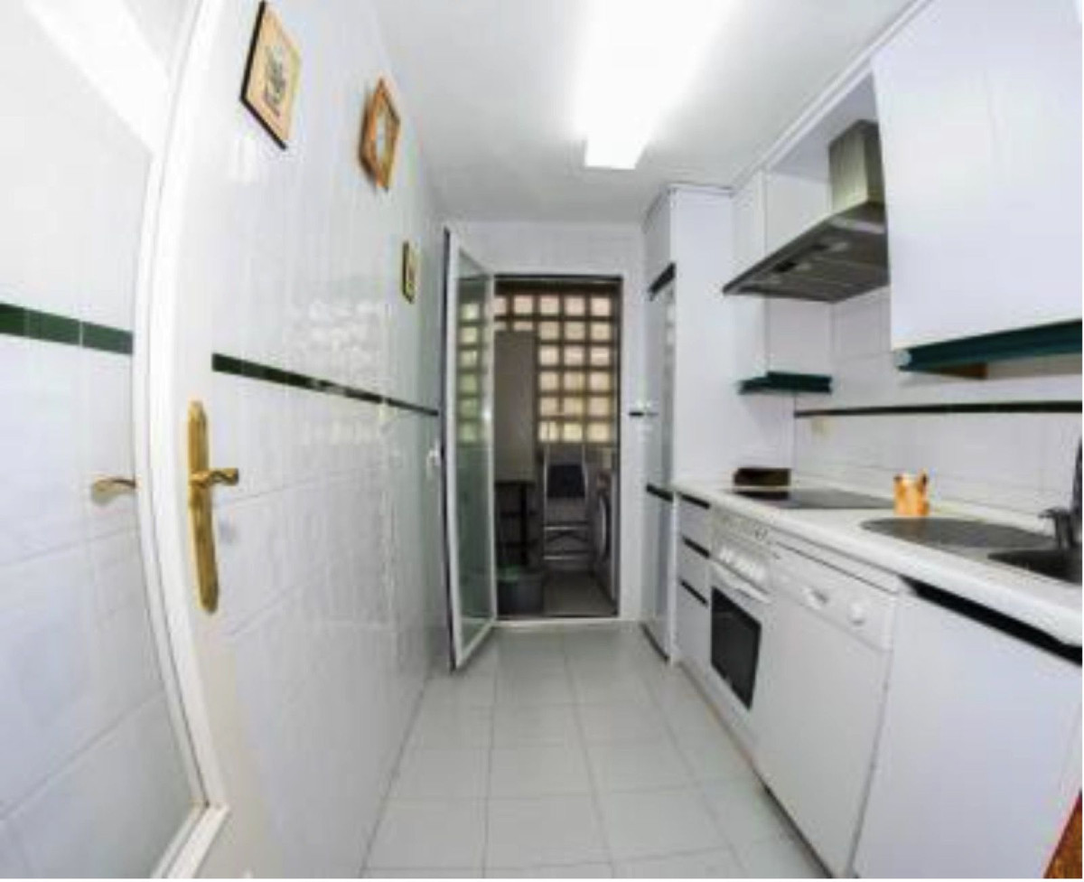 Appartement te koop in Nueva Andalucía | 2 slaapkamers H5346970