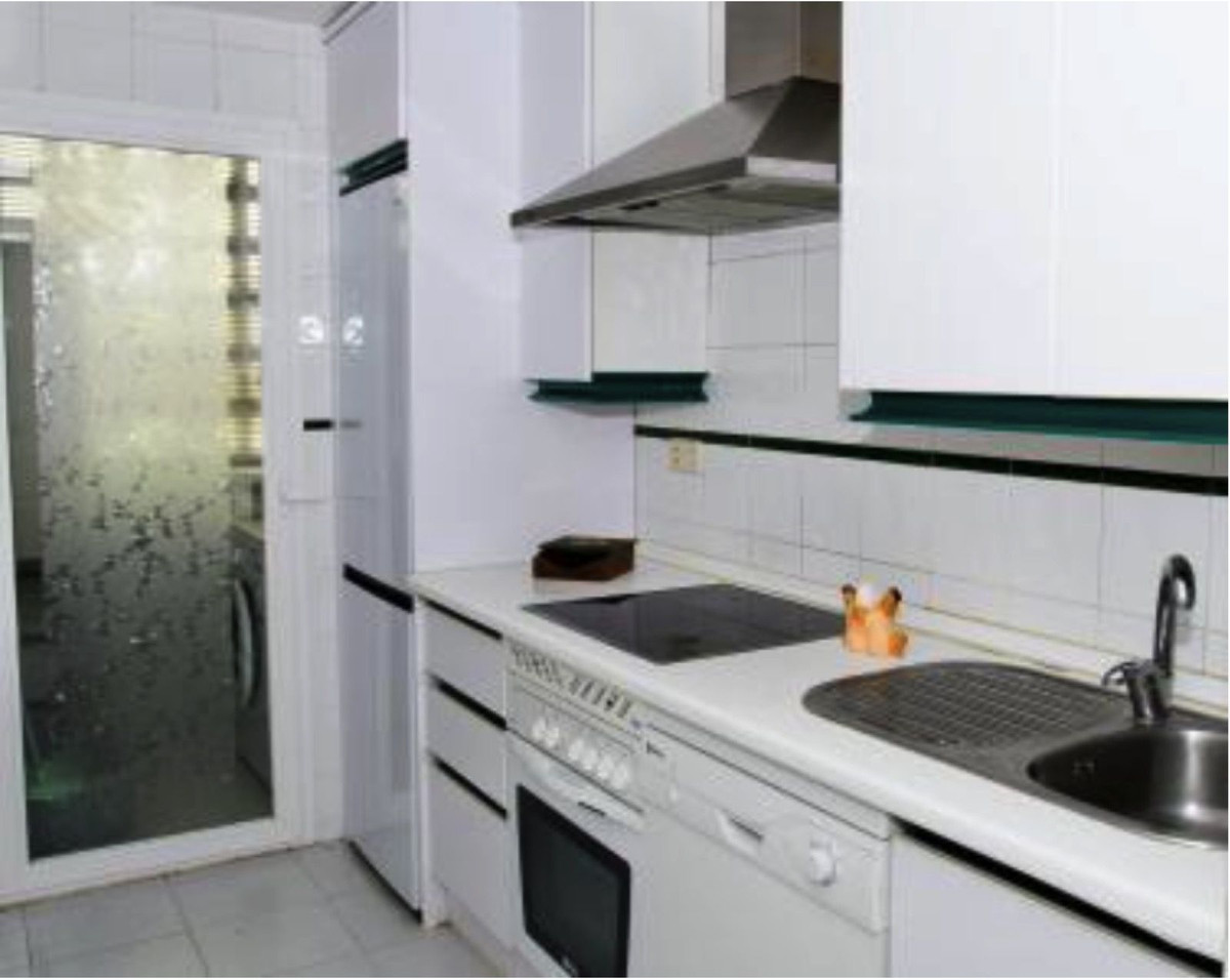 Appartement te koop in Nueva Andalucía | 2 slaapkamers H5346970