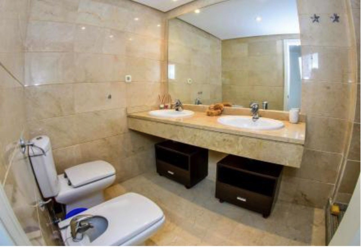 Appartement te koop in Nueva Andalucía | 2 slaapkamers H5346970