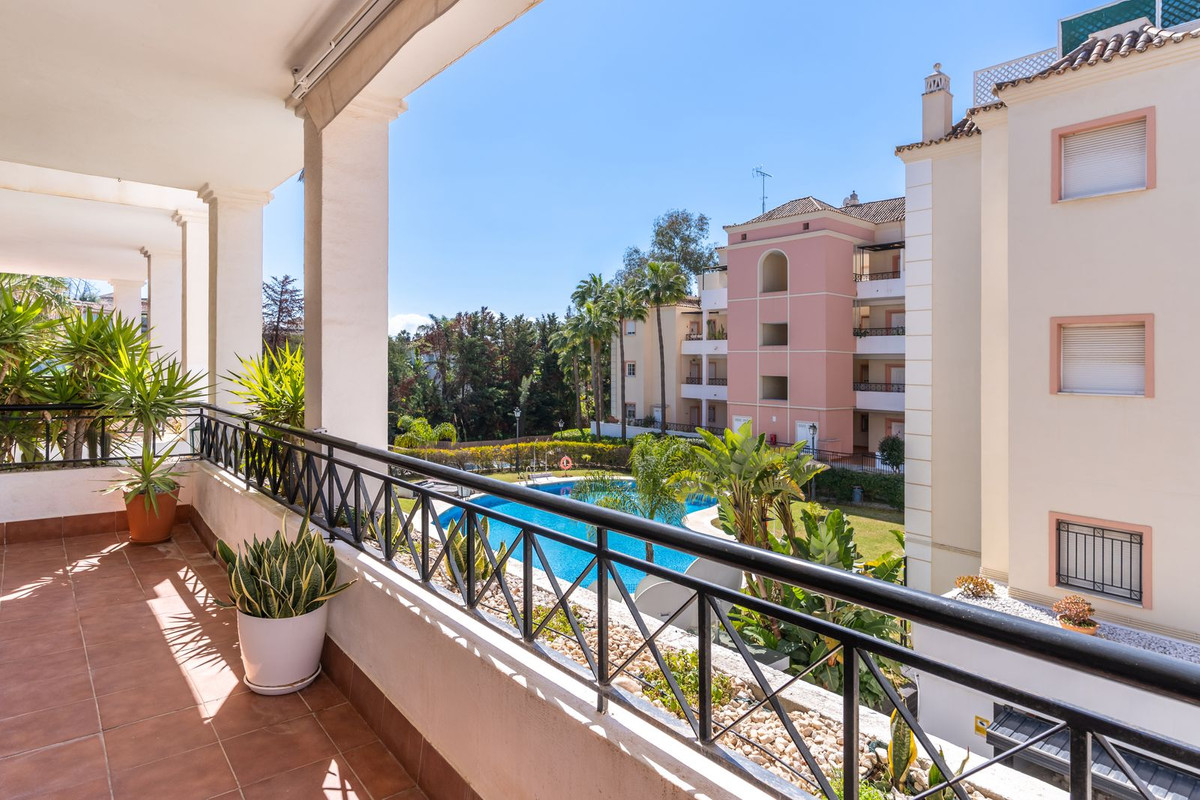 Appartement te koop in Nueva Andalucía | 3 slaapkamers H5347081