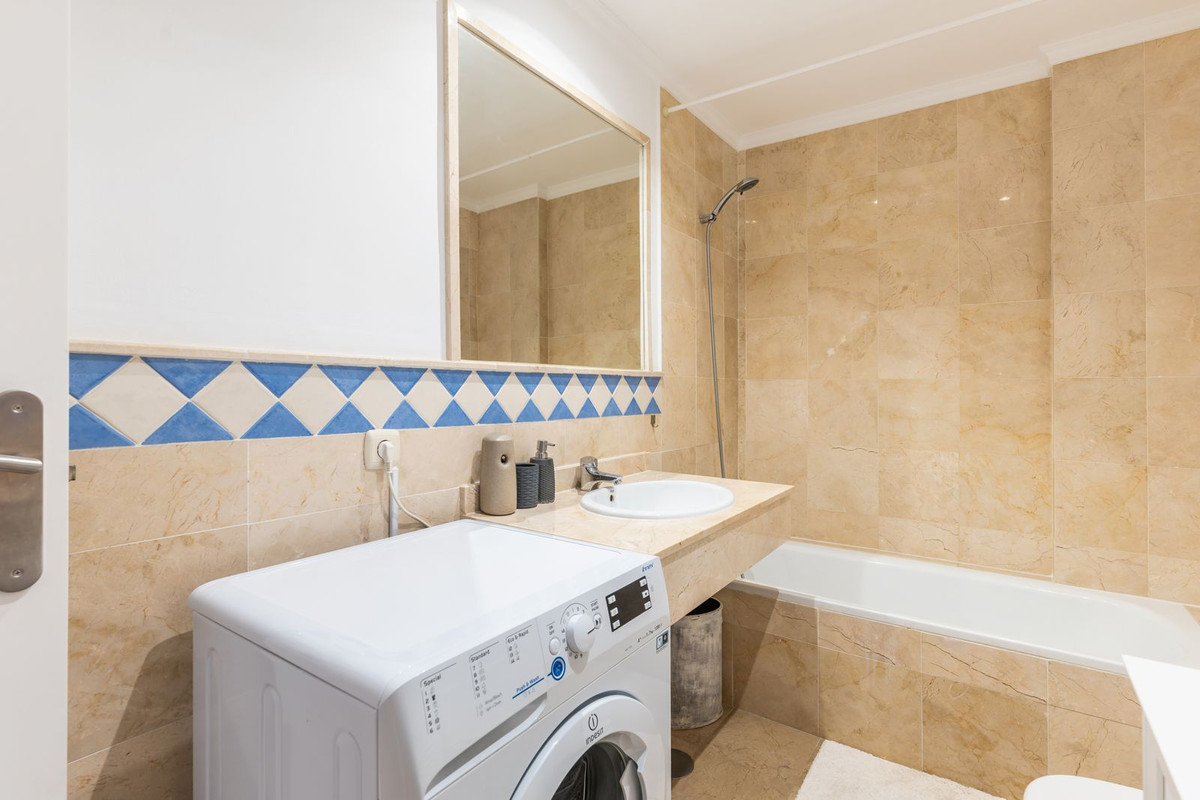 Appartement te koop in Nueva Andalucía | 3 slaapkamers H5347081