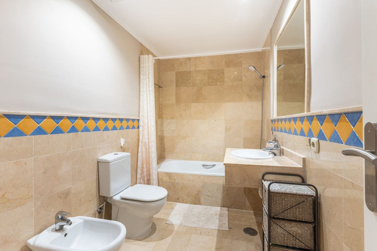 Appartement te koop in Nueva Andalucía | 3 slaapkamers H5347081