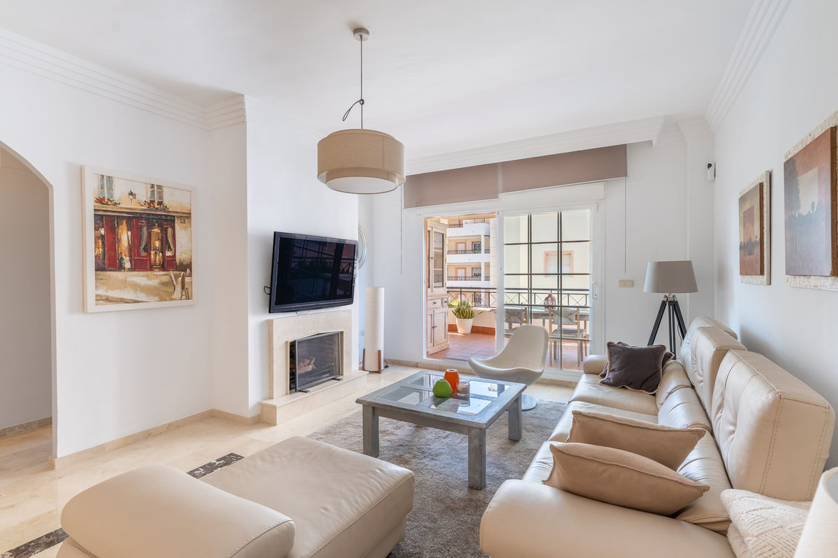 Appartement te koop in Nueva Andalucía | 3 slaapkamers H5347081