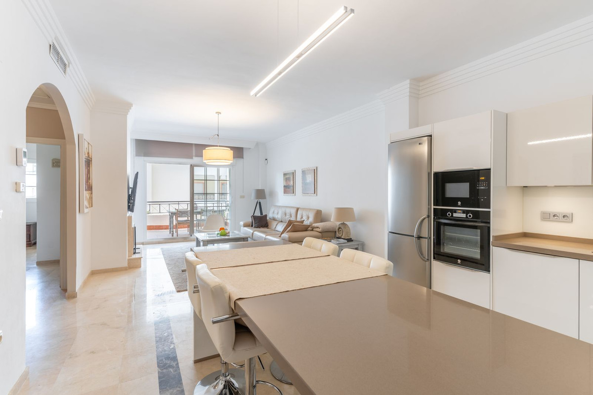 Appartement te koop in Nueva Andalucía | 3 slaapkamers H5347081