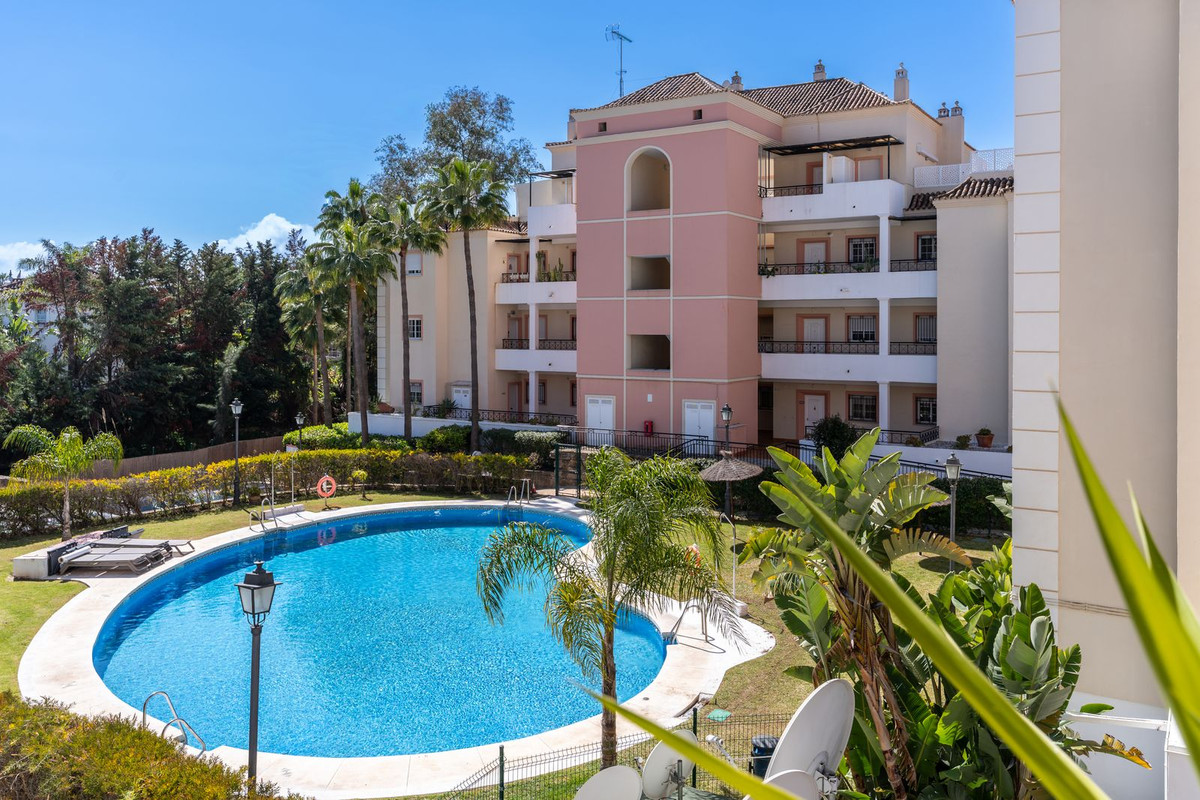 Appartement te koop in Nueva Andalucía | 3 slaapkamers H5347081