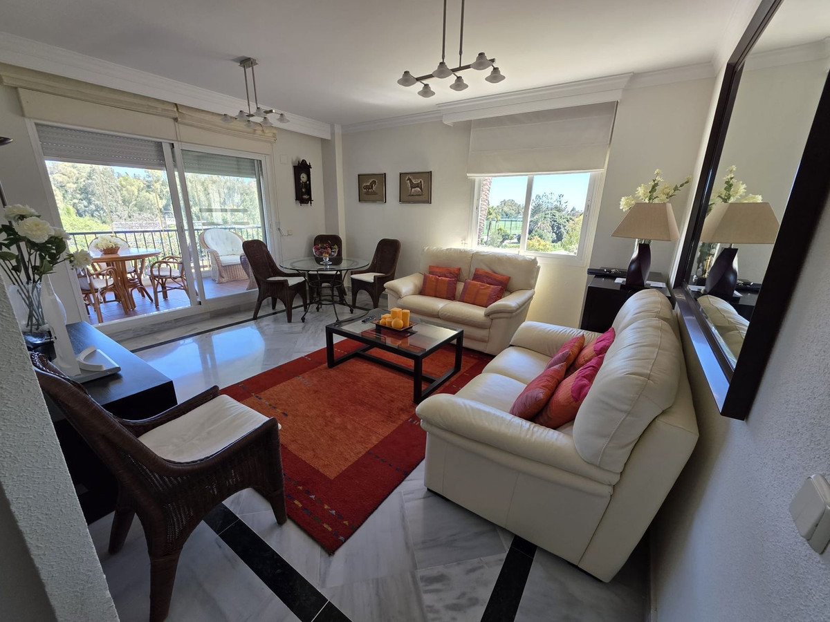 Appartement te koop in Nueva Andalucía | 3 slaapkamers H5347441