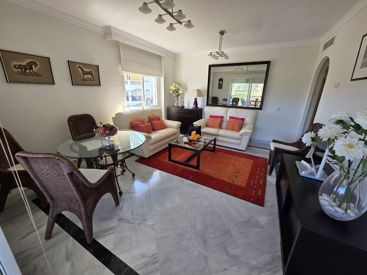 Appartement te koop in Nueva Andalucía | 3 slaapkamers H5347441