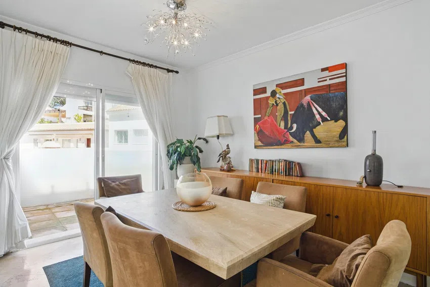 Appartement te koop in Nueva Andalucía | 4 slaapkamers H5347591