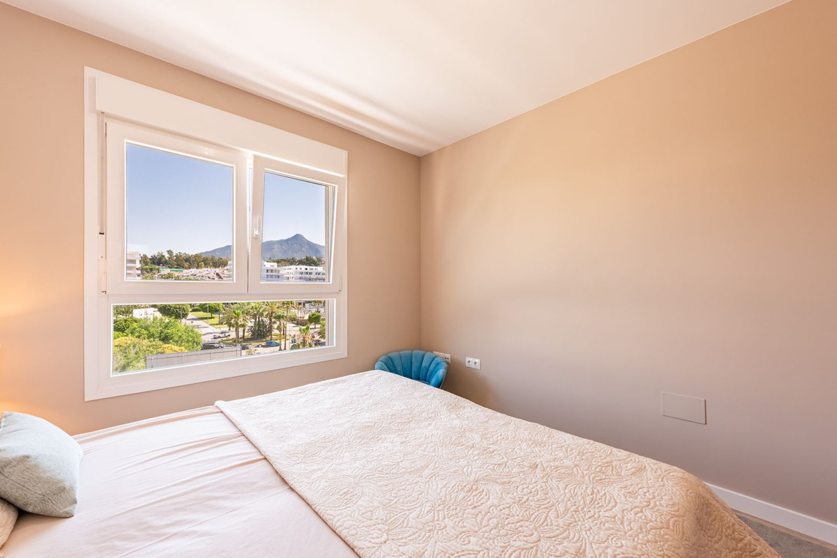 Appartement te koop in Nueva Andalucía | 3 slaapkamers H5347990