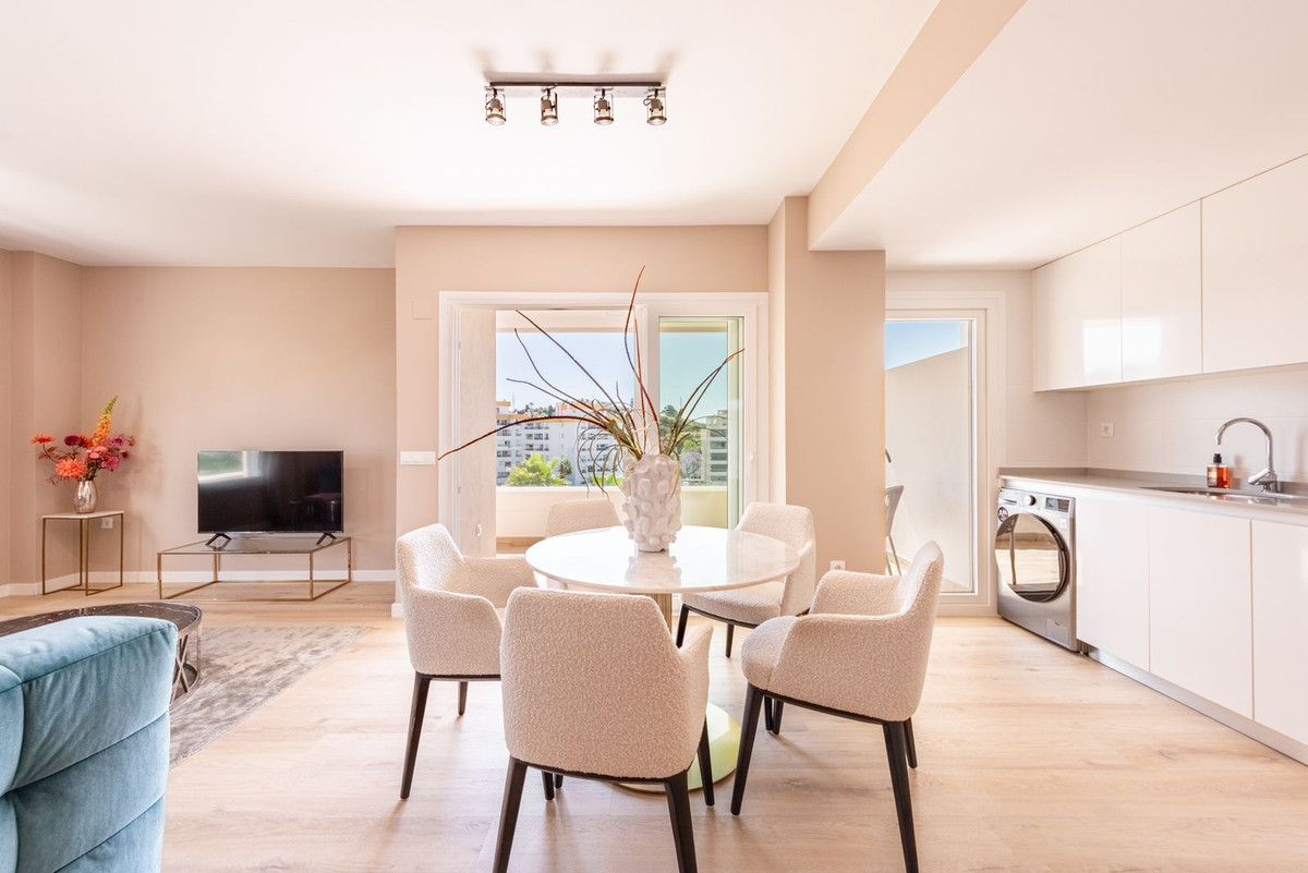 Appartement te koop in Nueva Andalucía | 3 slaapkamers H5347990