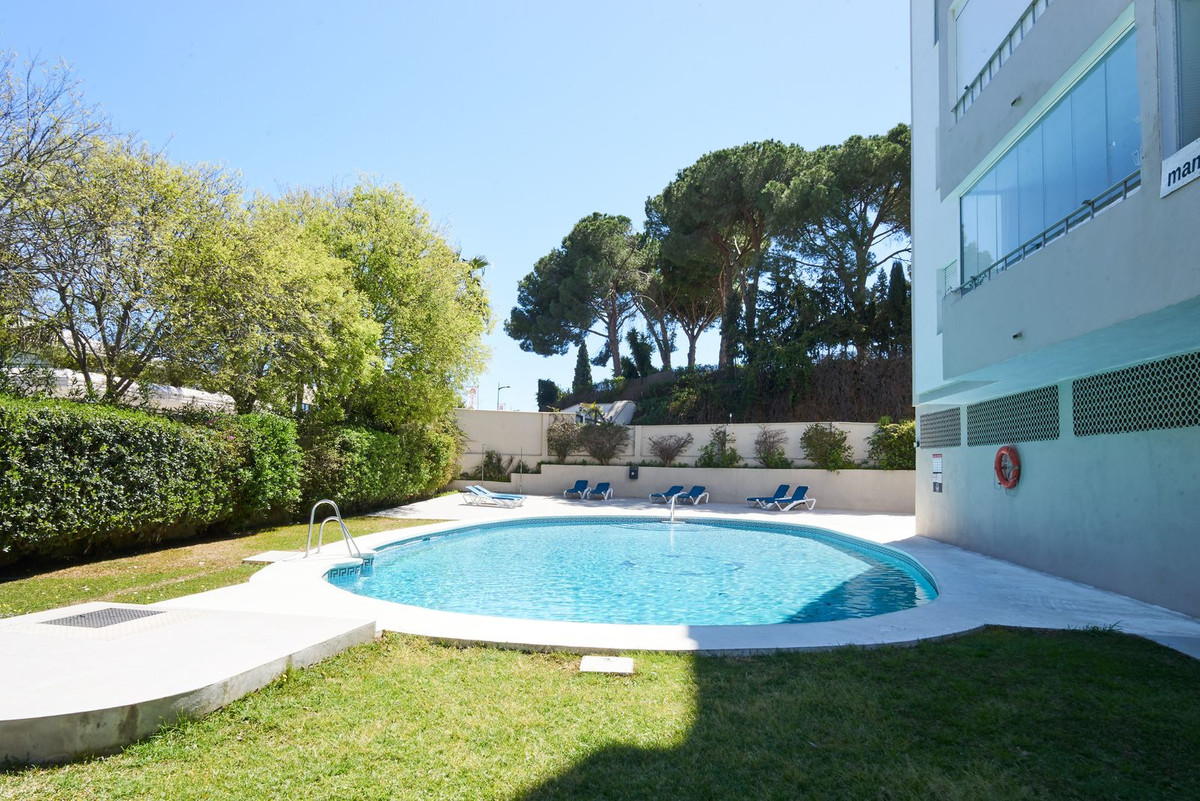 Appartement te koop in Nueva Andalucía | 2 slaapkamers H5348110