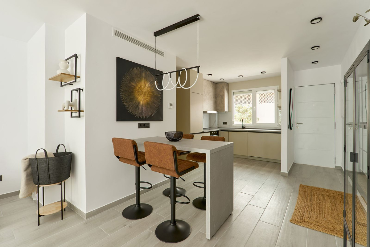 Appartement te koop in Nueva Andalucía | 2 slaapkamers H5348110