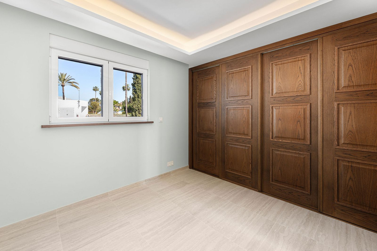 Appartement te koop in Nueva Andalucía | 3 slaapkamers H5348749