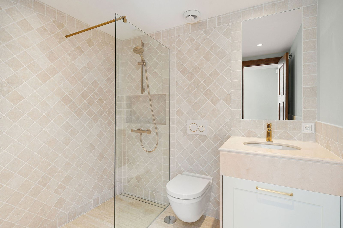 Appartement te koop in Nueva Andalucía | 3 slaapkamers H5348749