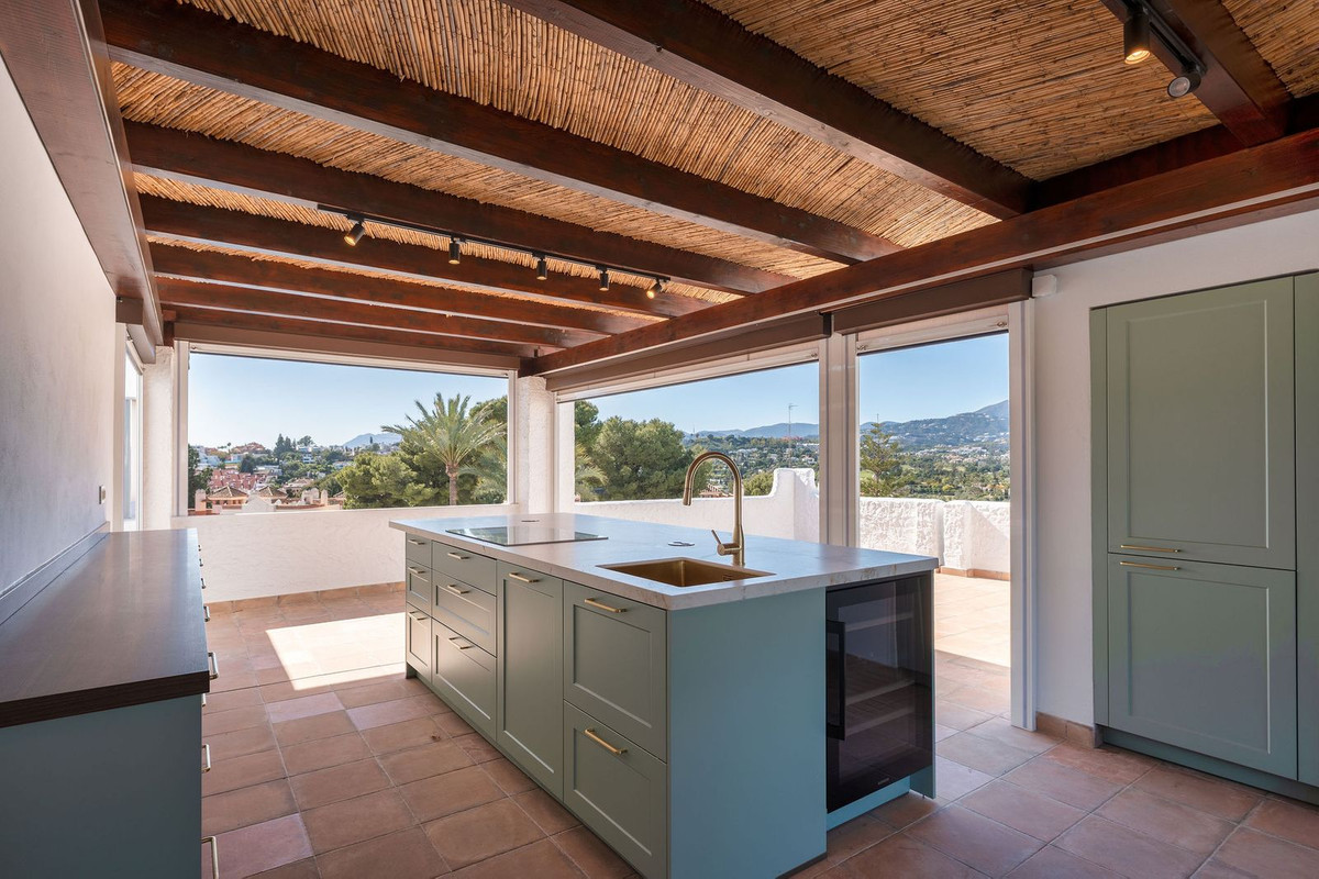 Appartement te koop in Nueva Andalucía | 3 slaapkamers H5348749