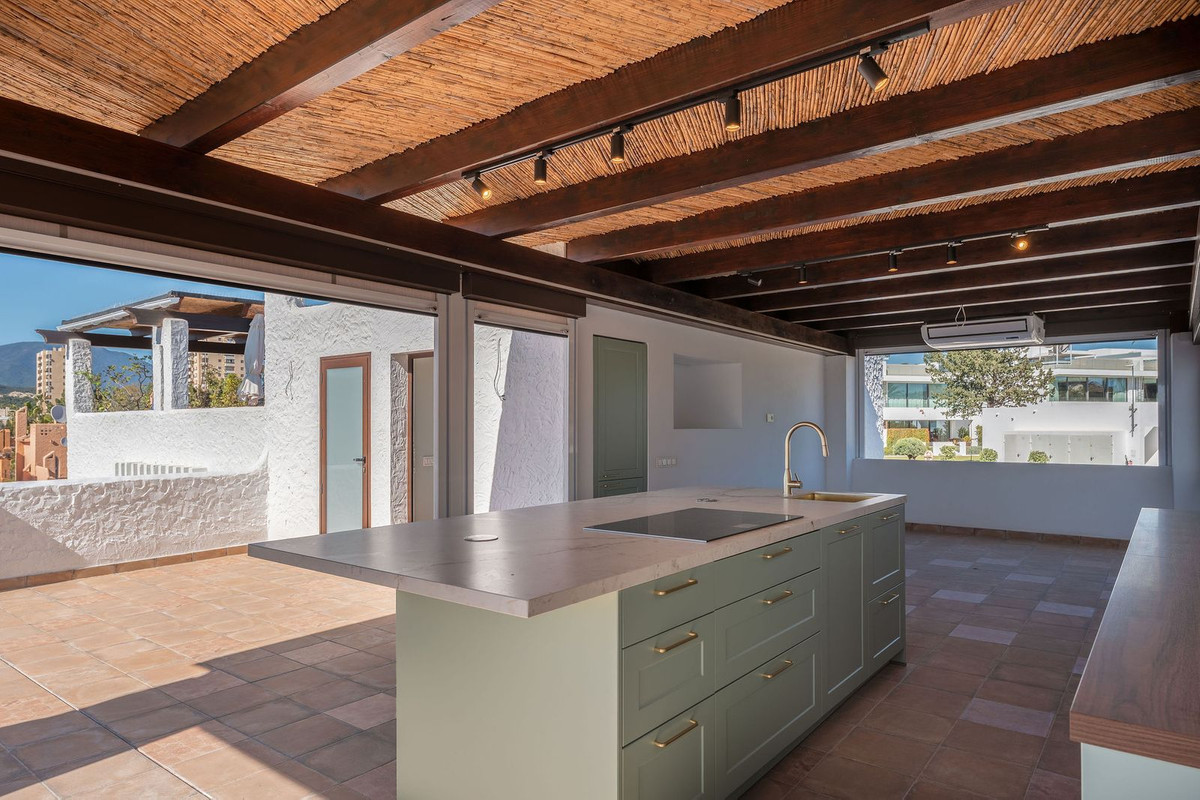 Appartement te koop in Nueva Andalucía | 3 slaapkamers H5348749