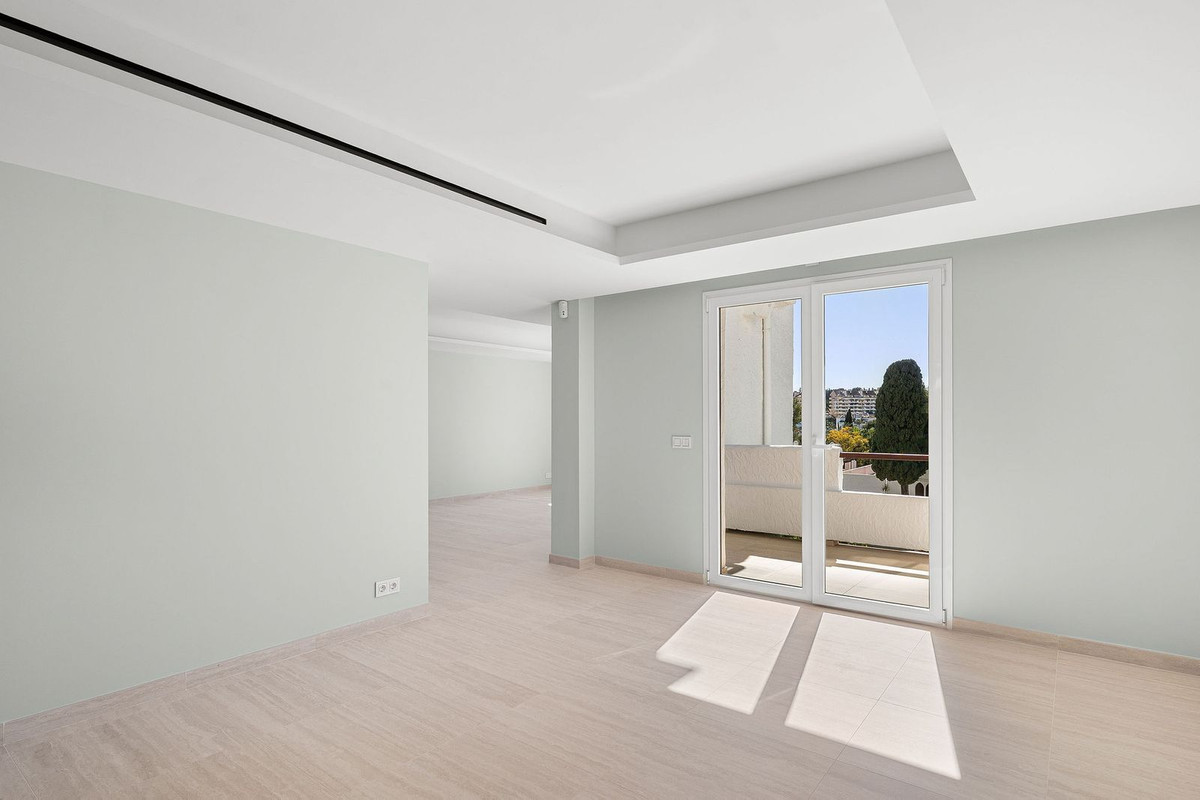 Appartement te koop in Nueva Andalucía | 3 slaapkamers H5348749