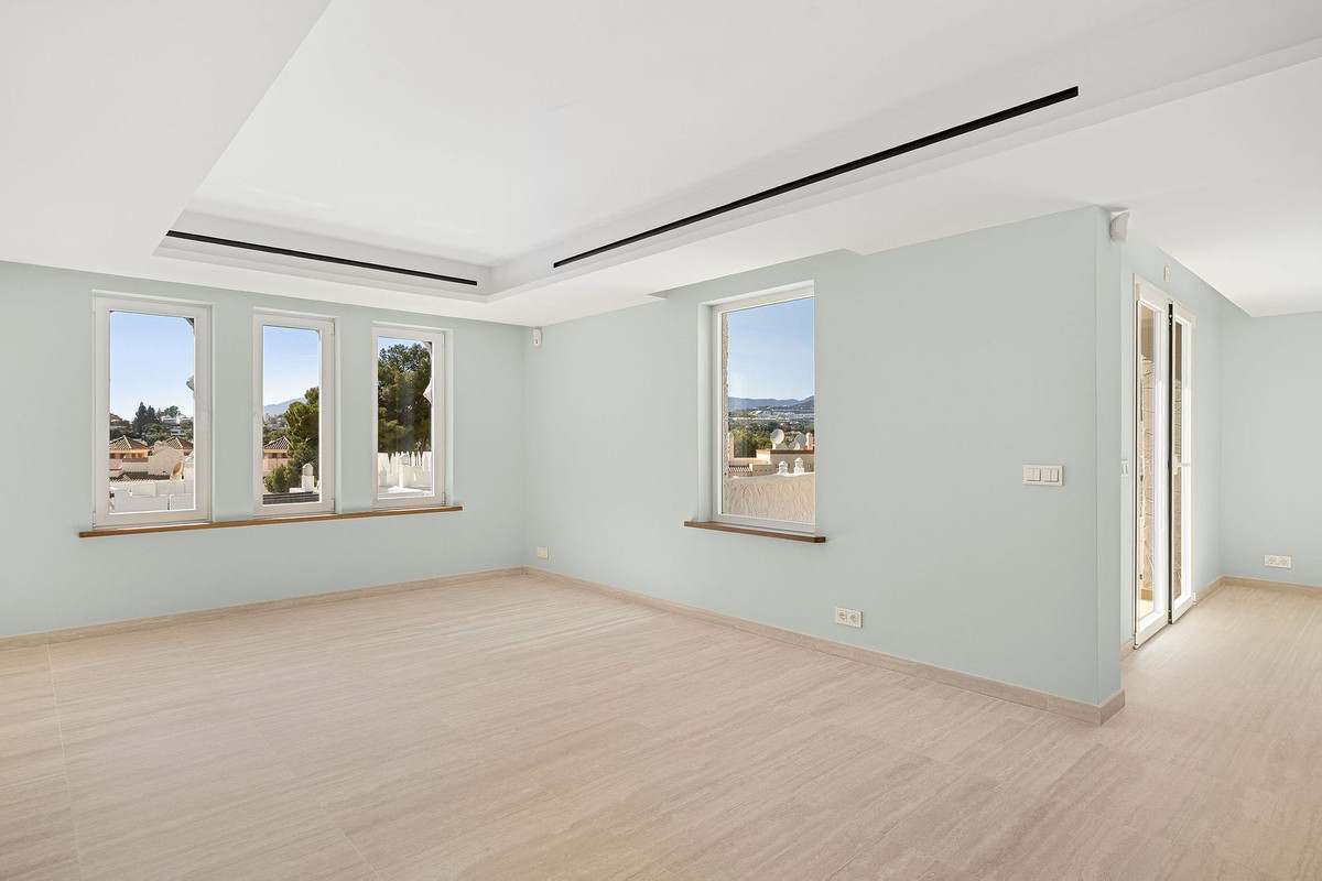 Appartement te koop in Nueva Andalucía | 3 slaapkamers H5348749