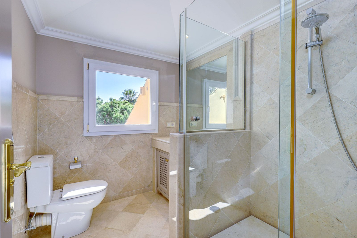 Appartement te koop in Nueva Andalucía | 3 slaapkamers H5349382