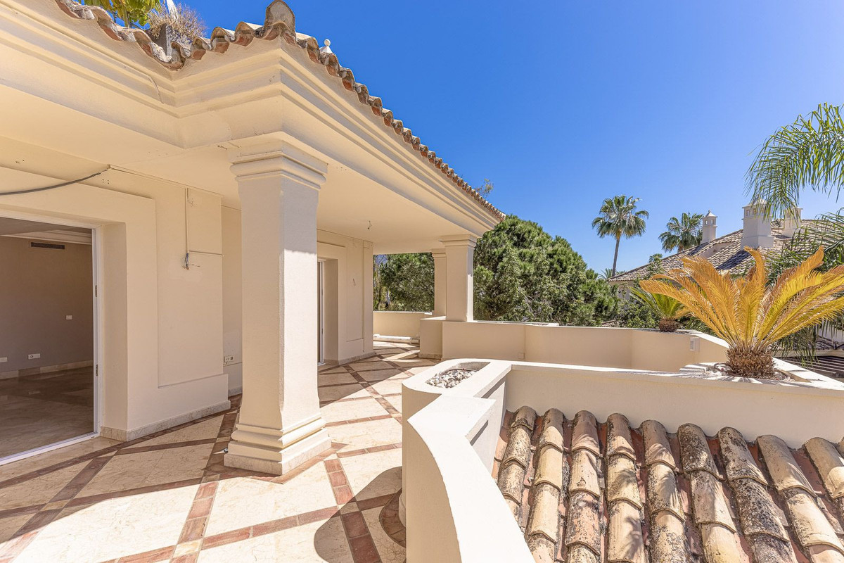 Appartement te koop in Nueva Andalucía | 3 slaapkamers H5349382