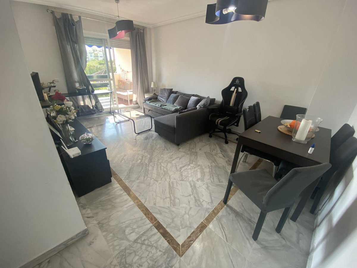 Appartement te koop in Nueva Andalucía | 2 slaapkamers H5349388