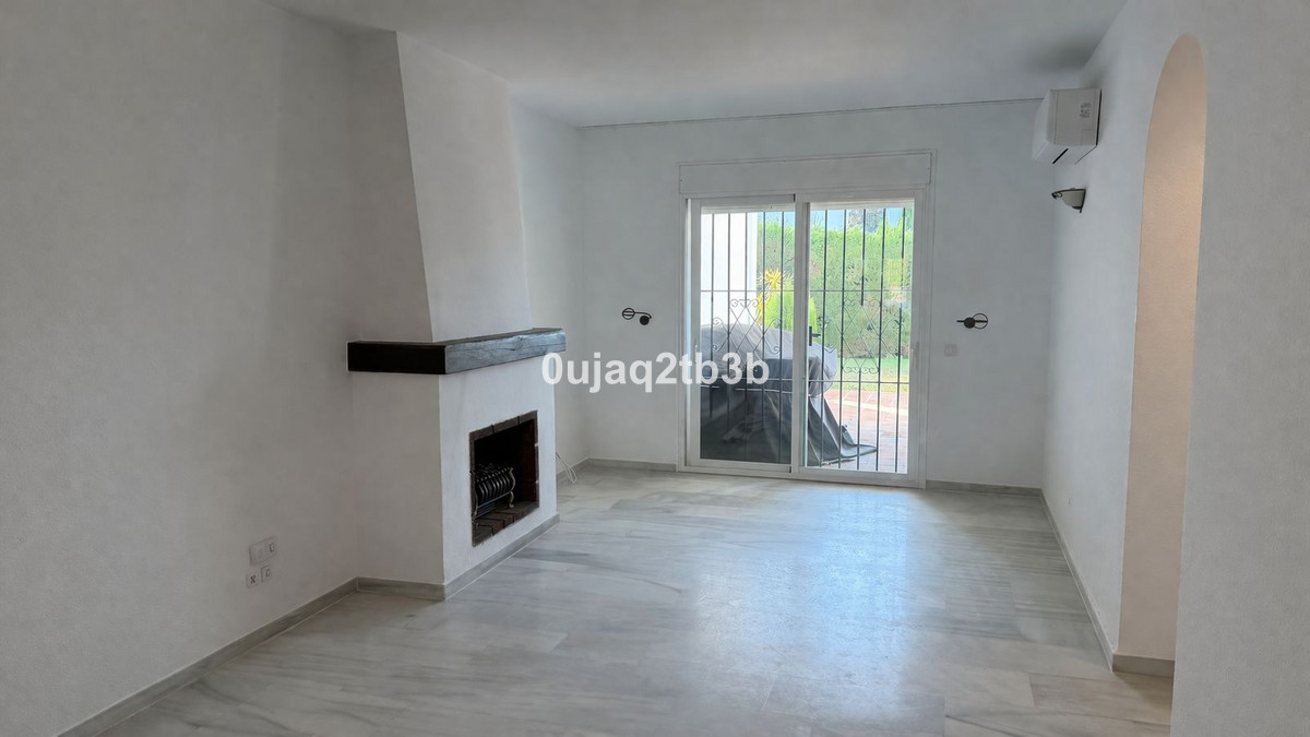 Appartement te koop in Nueva Andalucía | 2 slaapkamers H5350471