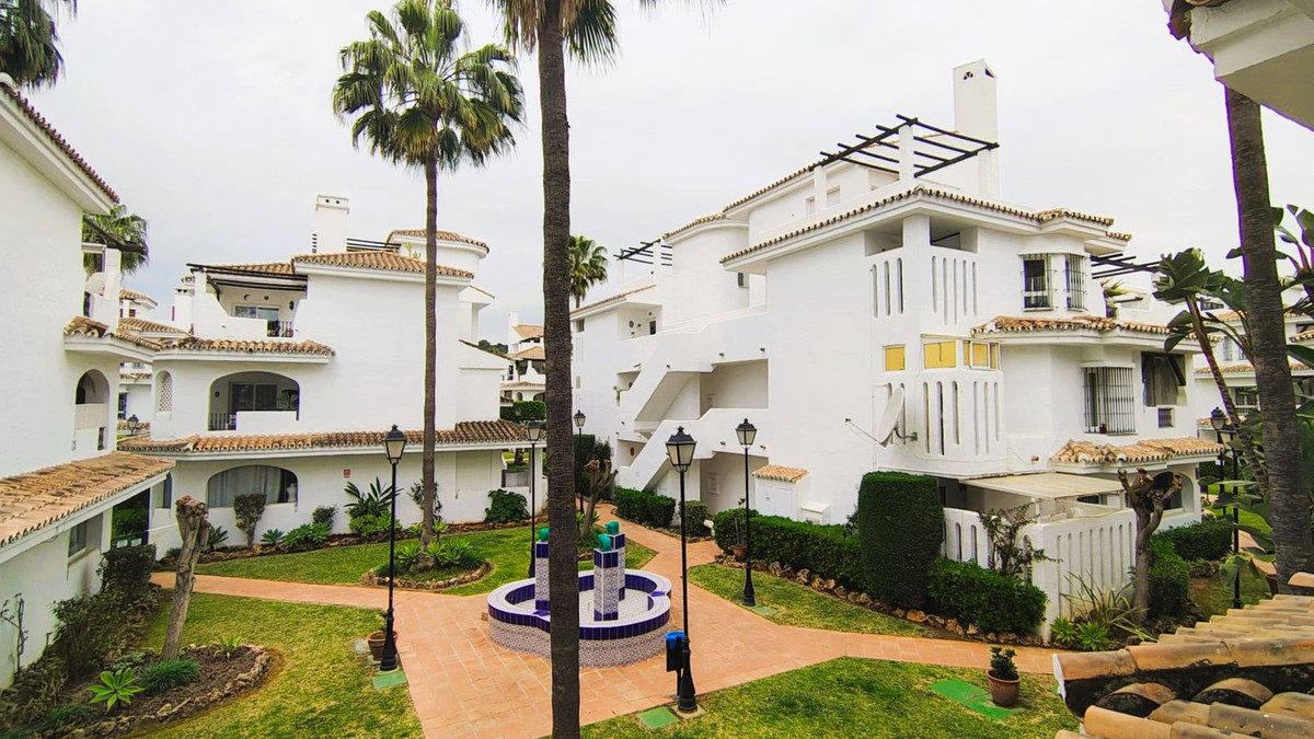 Appartement te koop in Nueva Andalucía | 2 slaapkamers H5351053