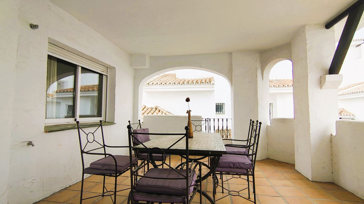 Appartement te koop in Nueva Andalucía | 2 slaapkamers H5351053